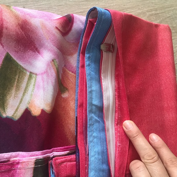 🌺4 Piece Duvet Cover Set🌺 - Picture 6 of 6